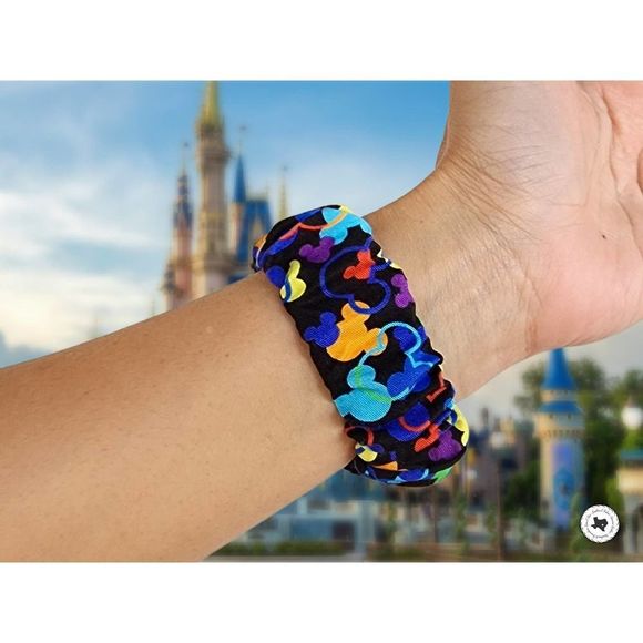 Disney Mickey Mouse Scrunchies Watch Band for Apple Watch 42 44 45 49mm Ultra - Picture 2 of 4